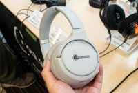 هدفون موقعیت یابی بی سیم Crosszone بی سیم. QoA از خط “مارتینی” و بازیکنان آنالوگ کم هزینه-AV Watch