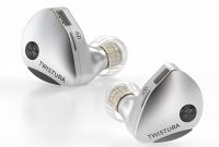 هدفون “چوب چوب” Twistura با استفاده از دیافراگم های گنبدی چوبی چوبی. تقریباً ۲۱،۷۸۰ ین – ساعت AV